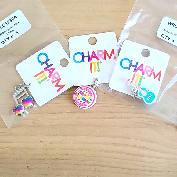 Charm It! High Intencity Charms - 3 - Picture 1 of 6